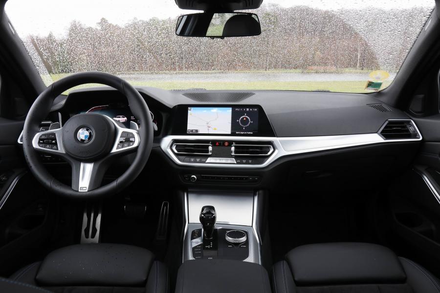 Торпедо BMW 320d M Sport (G20) 2019 года  (WW) (фото 33 из 40)